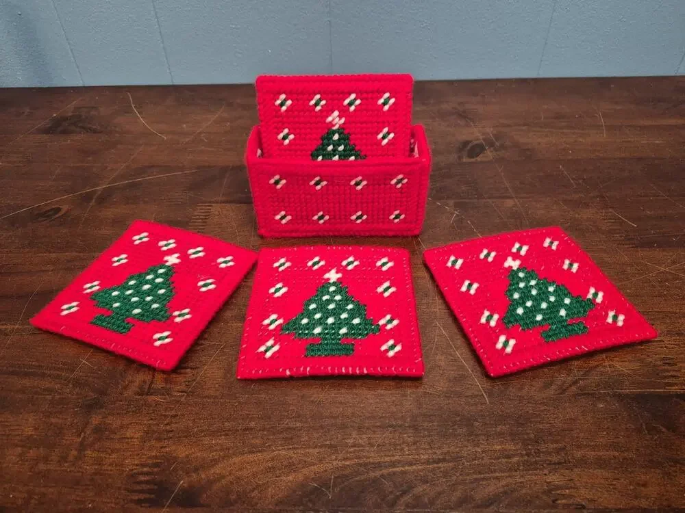 Chrochet Christmas Coaster Set